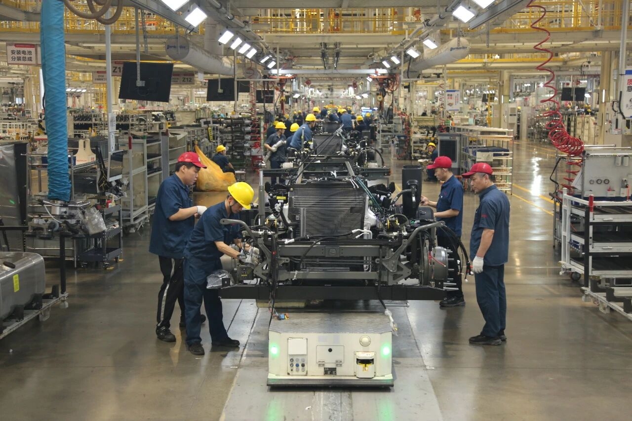 分秒必爭 決戰(zhàn)決勝 裝卸服務(wù)扛牢使命勇爭先，全力提產(chǎn)保供沖刺全年目標(biāo)